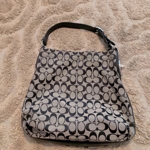 Coach Signature Hobo